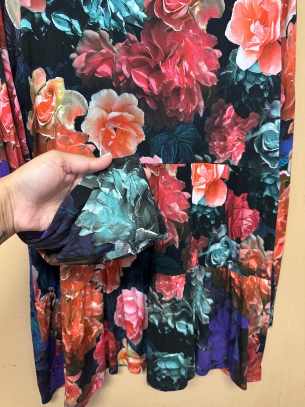 Johnny Was Studio Tiered Tunic Floral Top Long Sleeve Boho Stretch Goth Boho XL - Picture 7 of 11